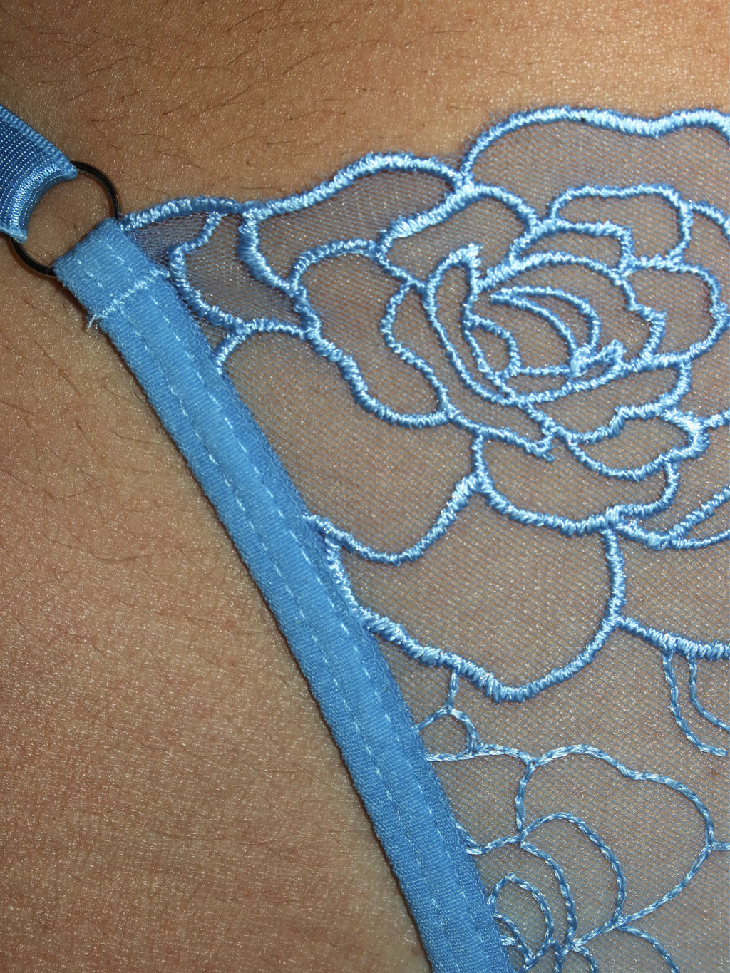 Siren Thong